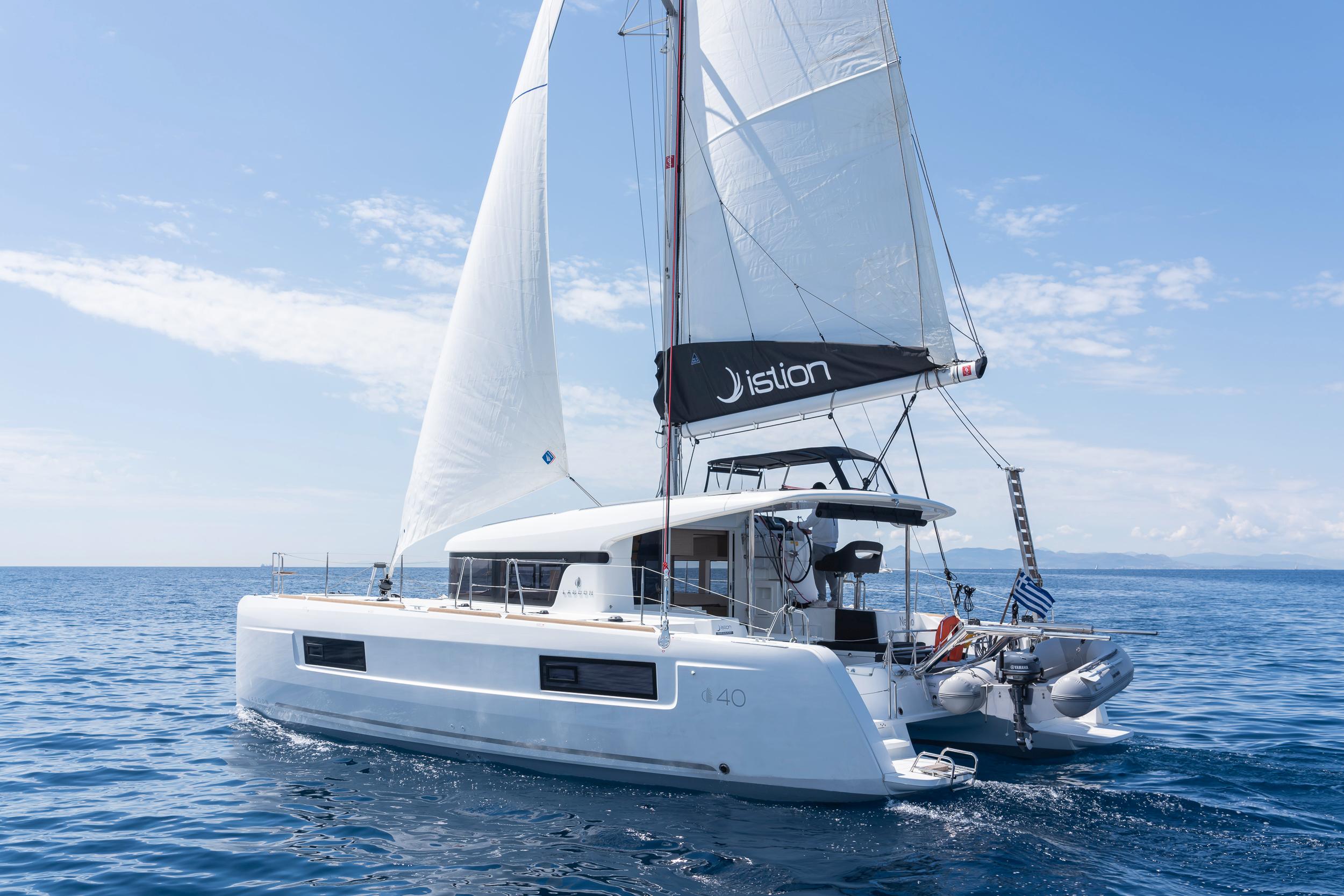 Lagoon 40 - 4 + 2 cab, picture 17