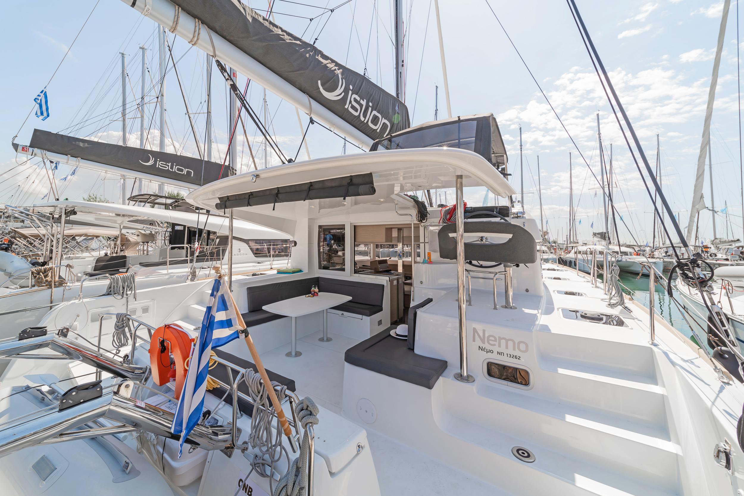 Lagoon 40 - 4 + 2 cab, picture 13