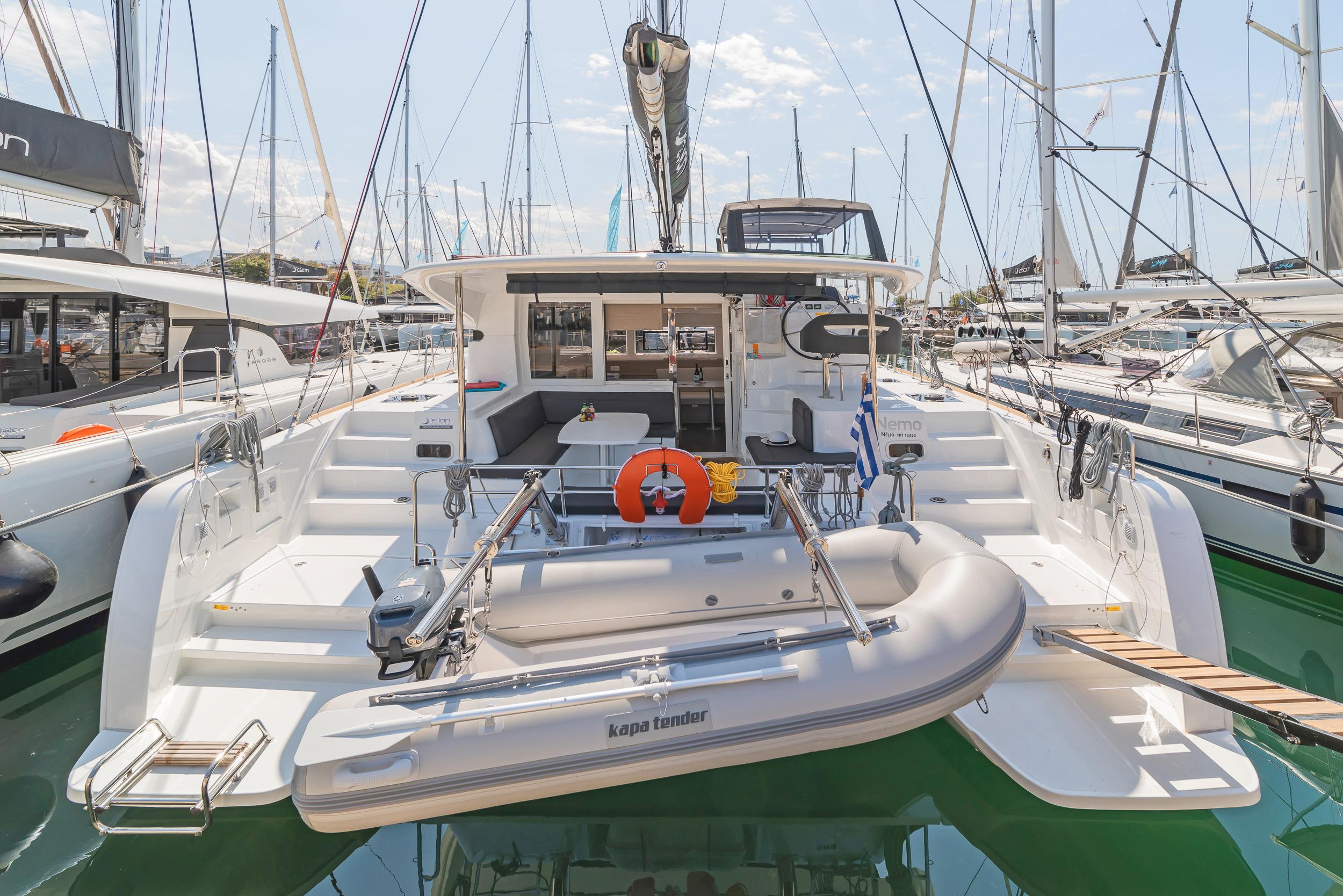 Lagoon 40 - 4 + 2 cab, picture 15