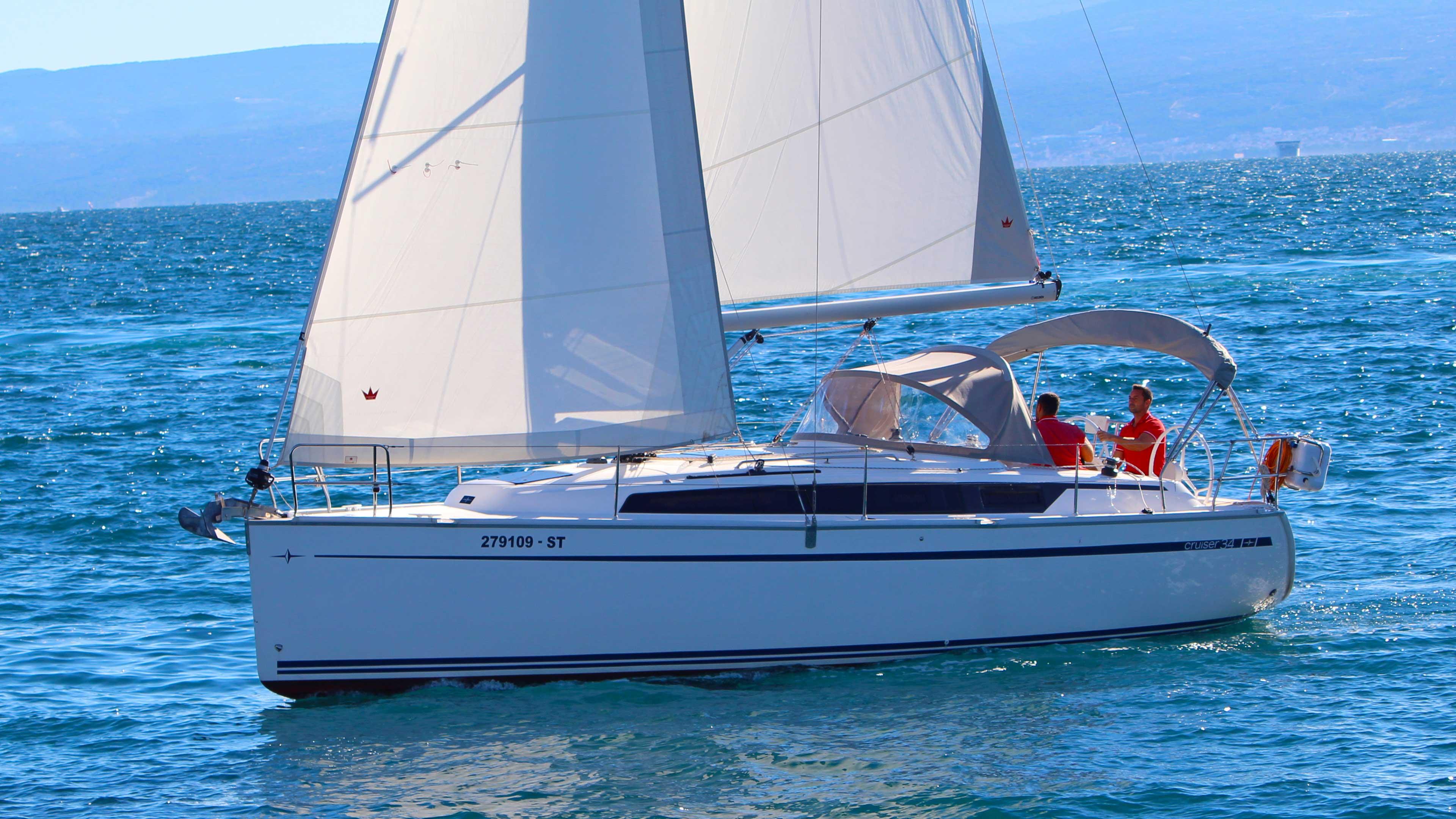 Bavaria Cruiser 34, picture 6