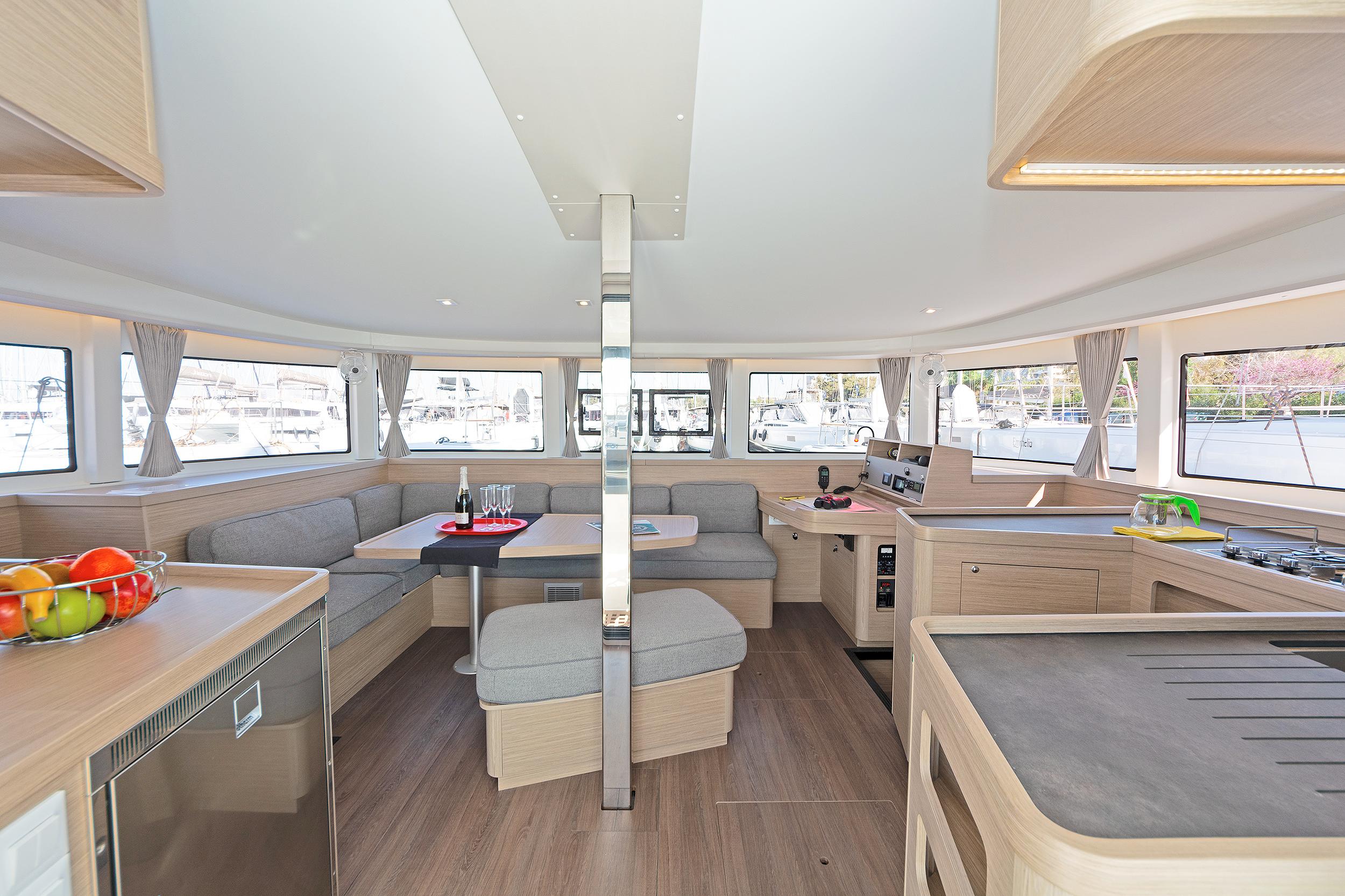 Lagoon 42 - 4 + 2 cab., picture 5