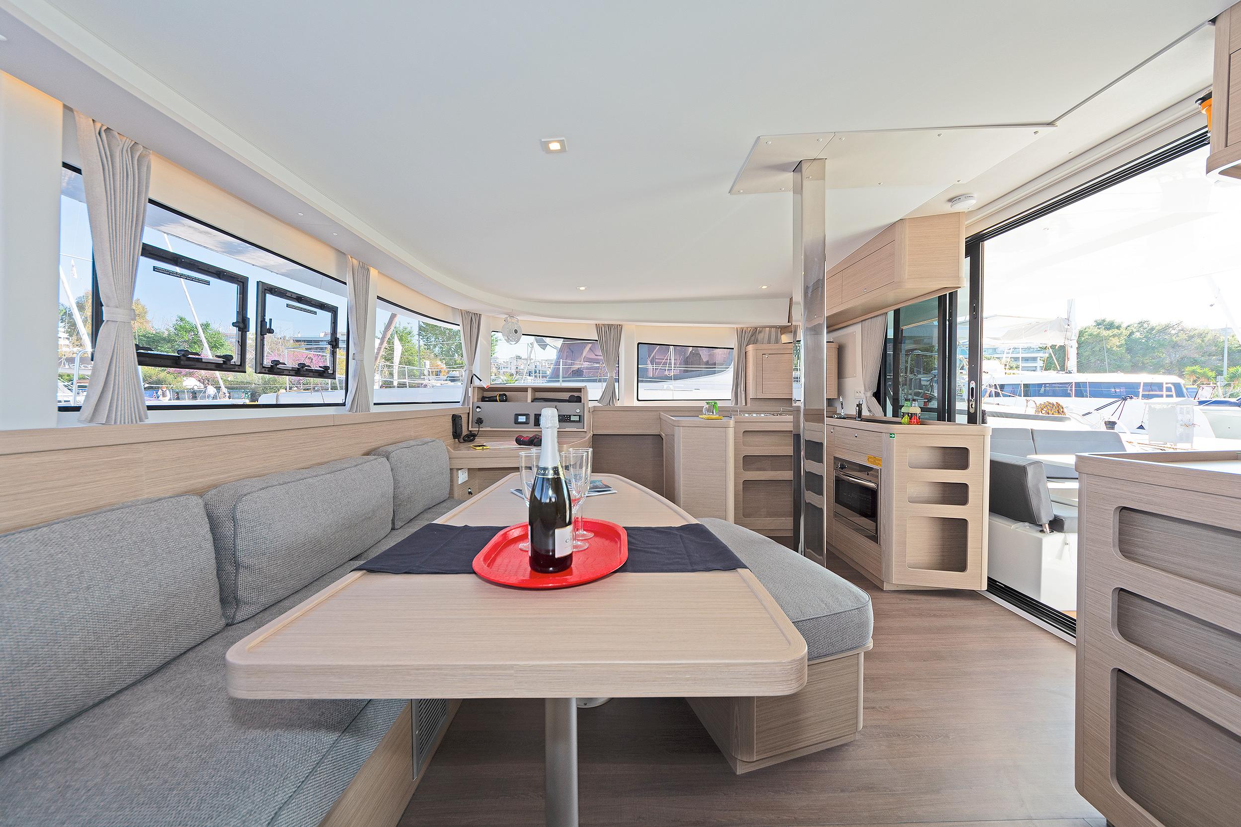 Lagoon 42 - 4 + 2 cab., picture 7