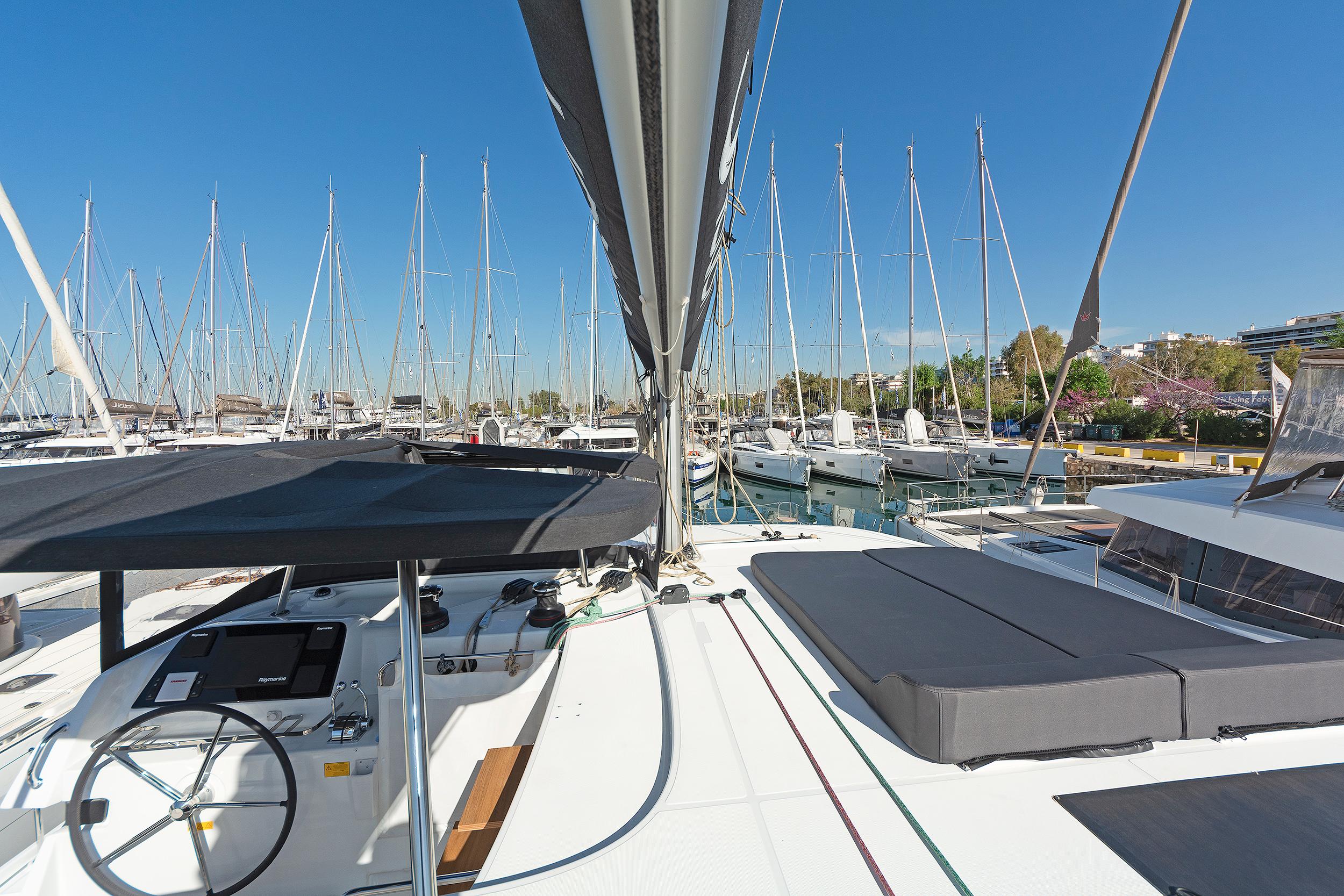 Lagoon 42 - 4 + 2 cab., picture 16