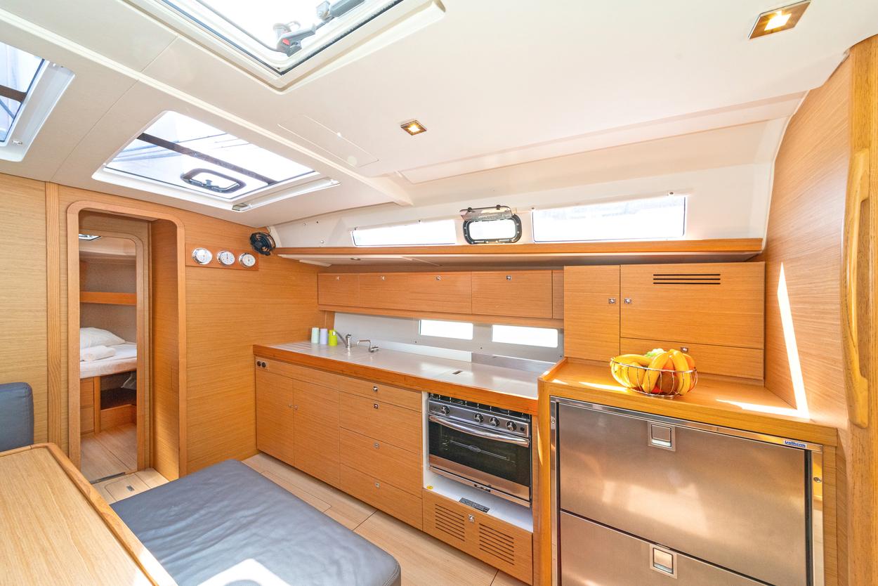 Dufour 460 GL, picture 13