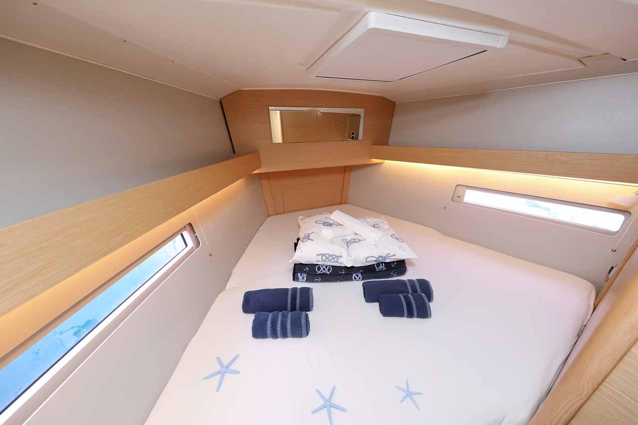 Dufour 390, picture 19