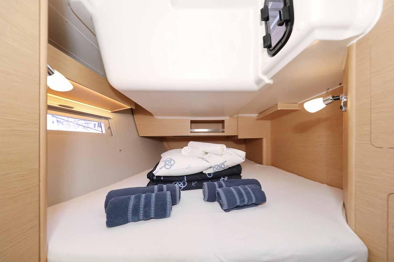 Dufour 390, picture 22