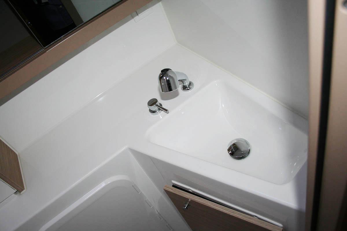 Lagoon 42 - 4 + 2 cab., picture 27