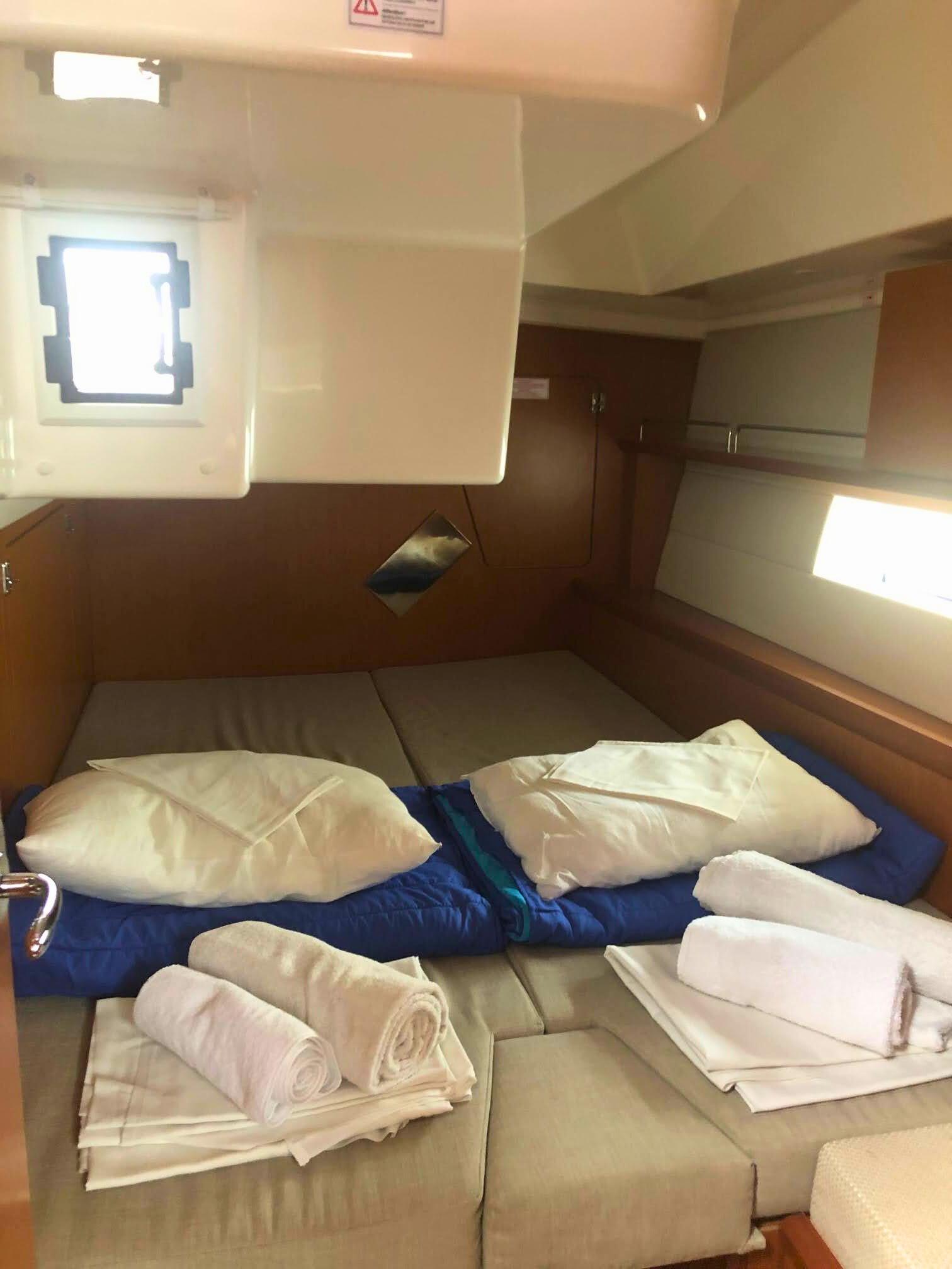 Bavaria C45 - 5 cab., picture 8