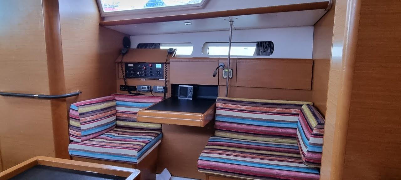 Sun Odyssey 409, picture 5