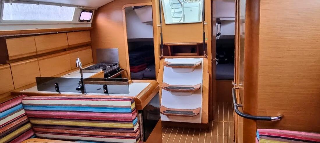 Sun Odyssey 409, picture 4