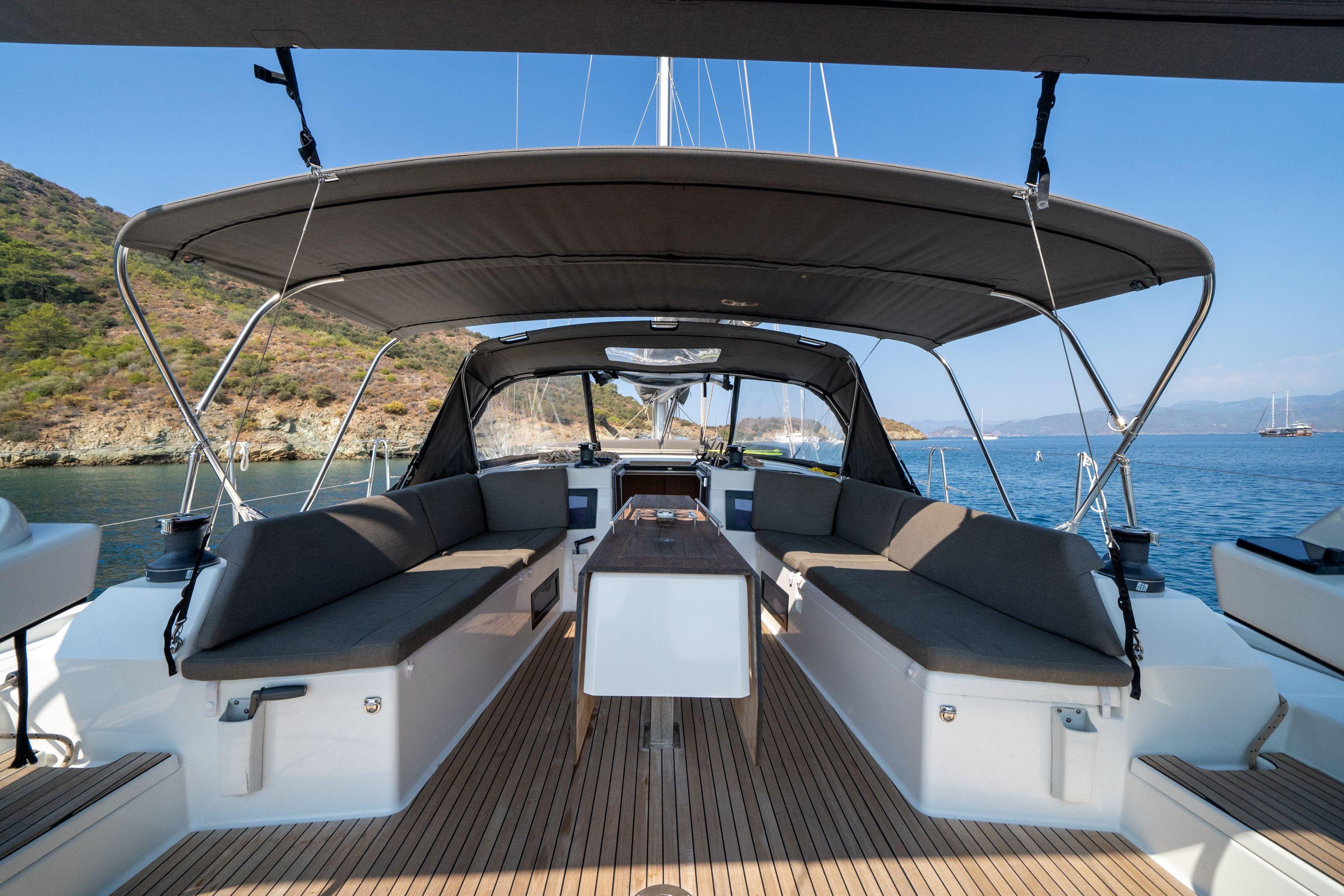 Dufour 470 - 5 cab., picture 6