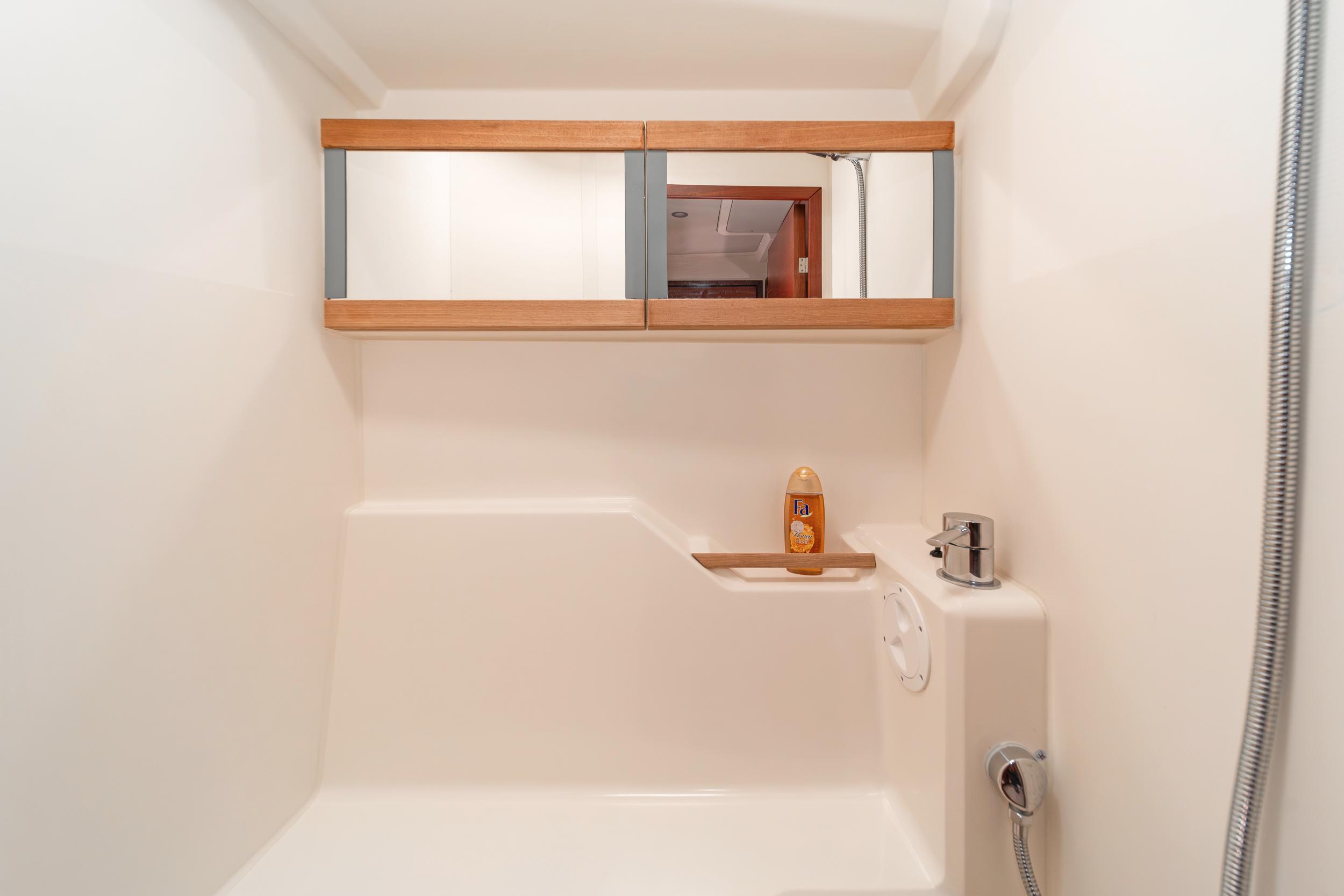 Hanse 458, picture 6