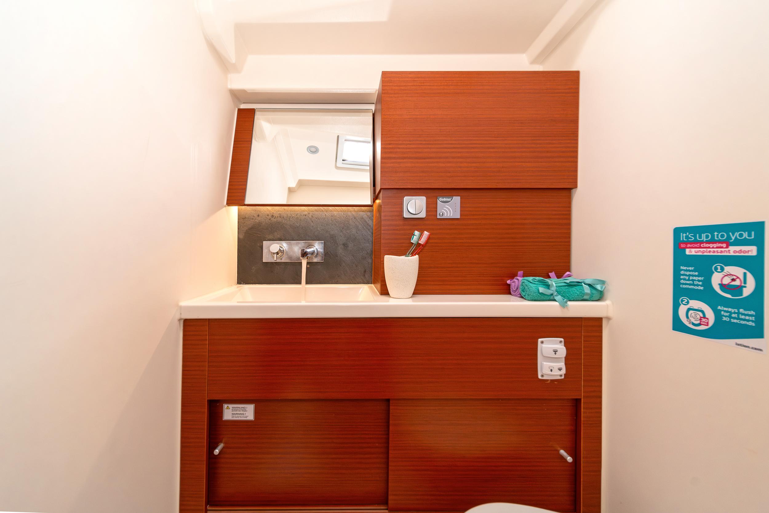 Hanse 458, picture 5