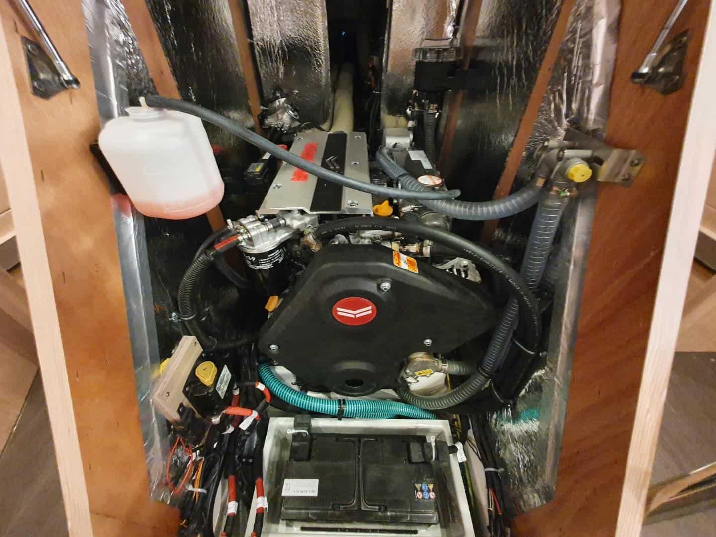 Bavaria C42, picture 10