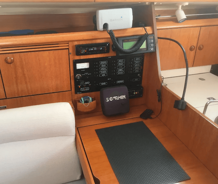 Sun Odyssey 32, picture 6