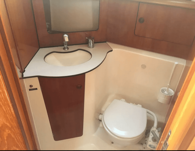 Sun Odyssey 32, picture 8