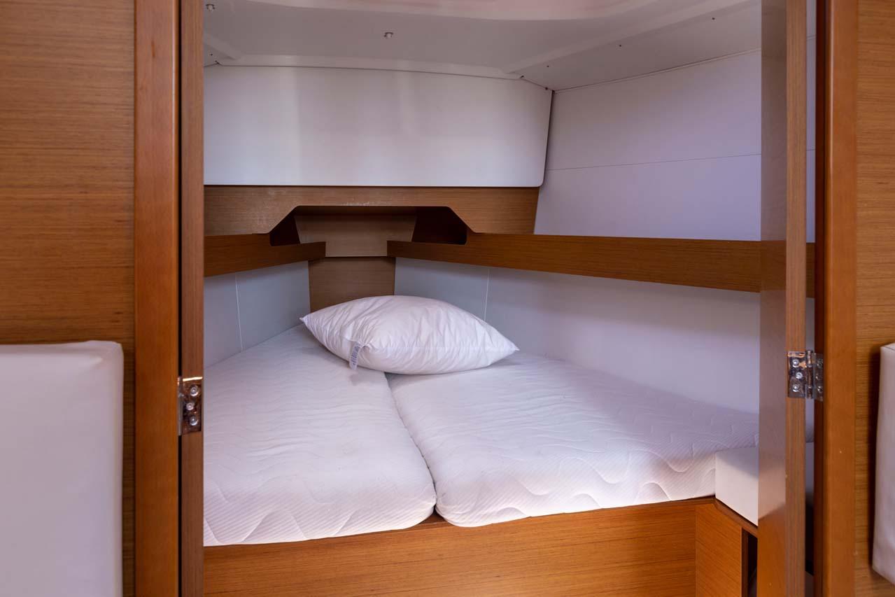 Sun Odyssey 349 - 2 cab., picture 13