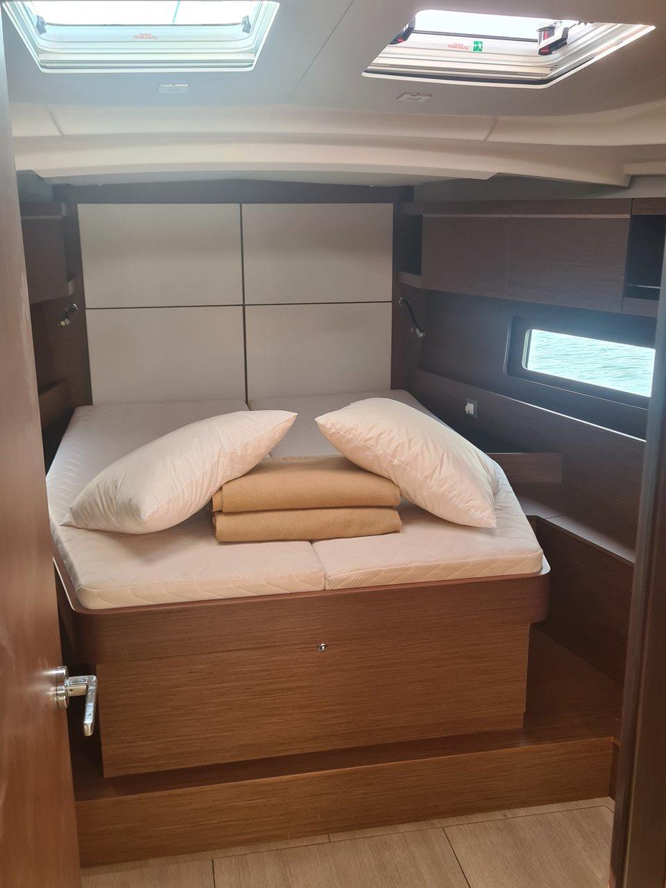 Oceanis 46.1 Performance Line - 3 cab., picture 9