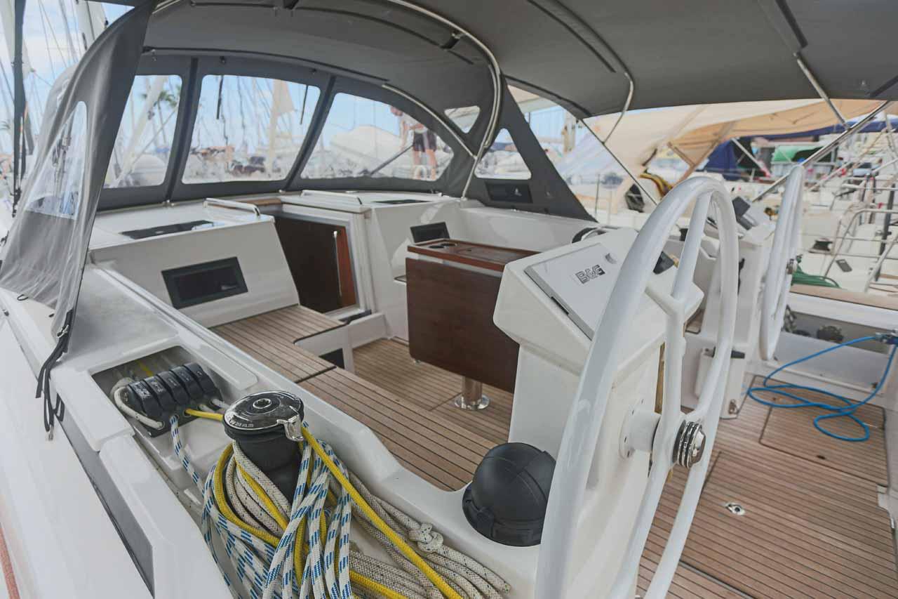 Bavaria C45 - 4 cab., picture 4