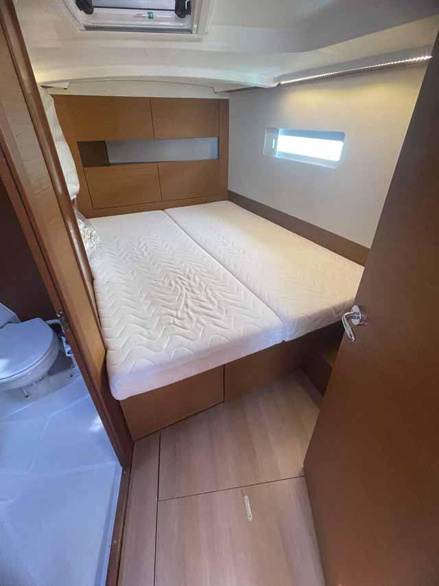 Sun Odyssey 410 - 3 cab., picture 6