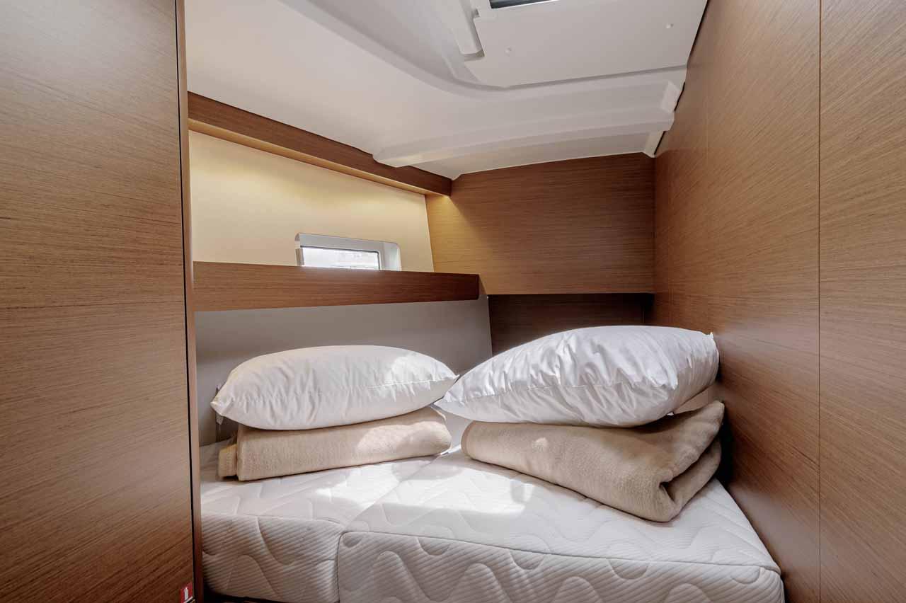 Sun Odyssey 490 - 5 cab., picture 16