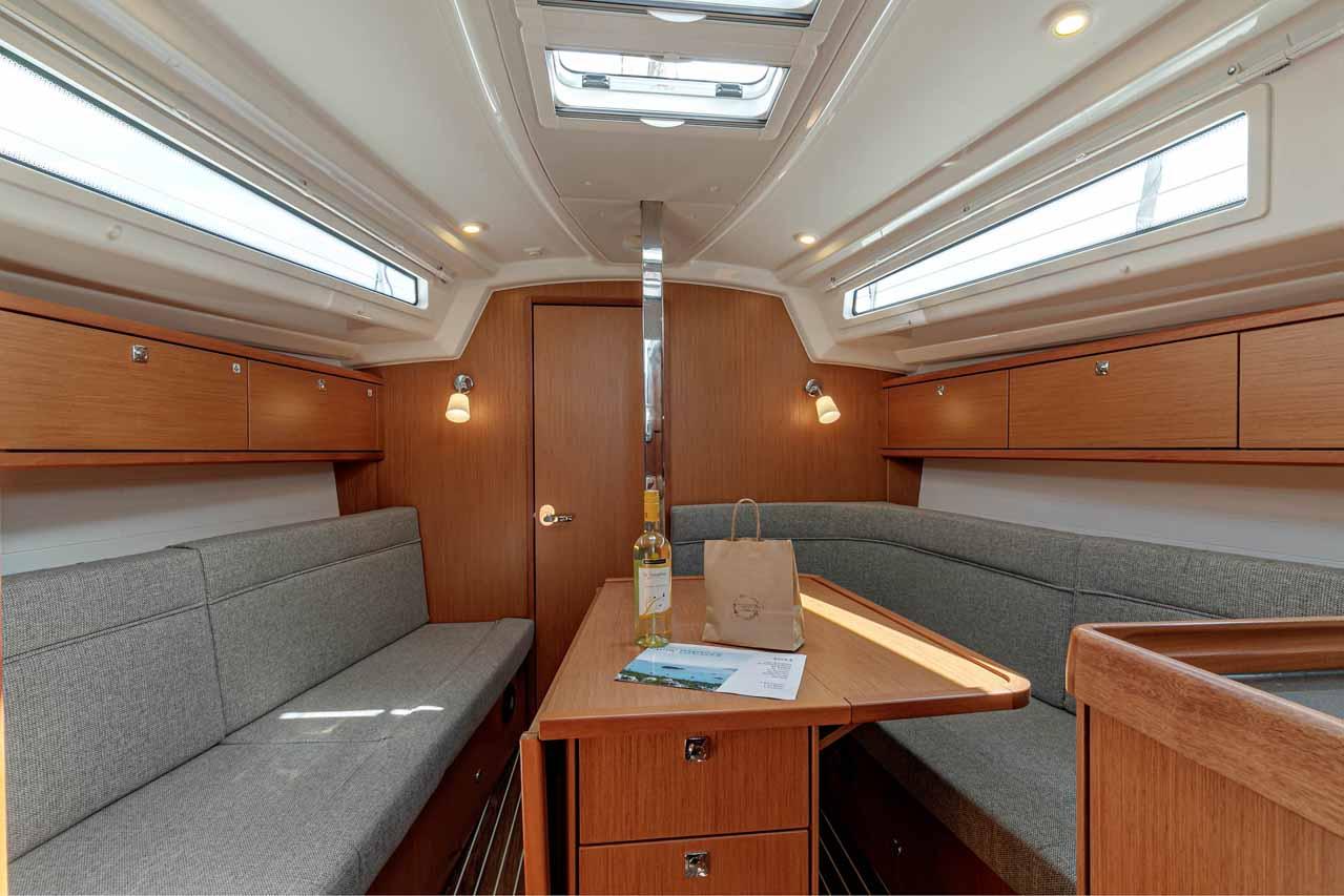 Bavaria Cruiser 34, picture 11