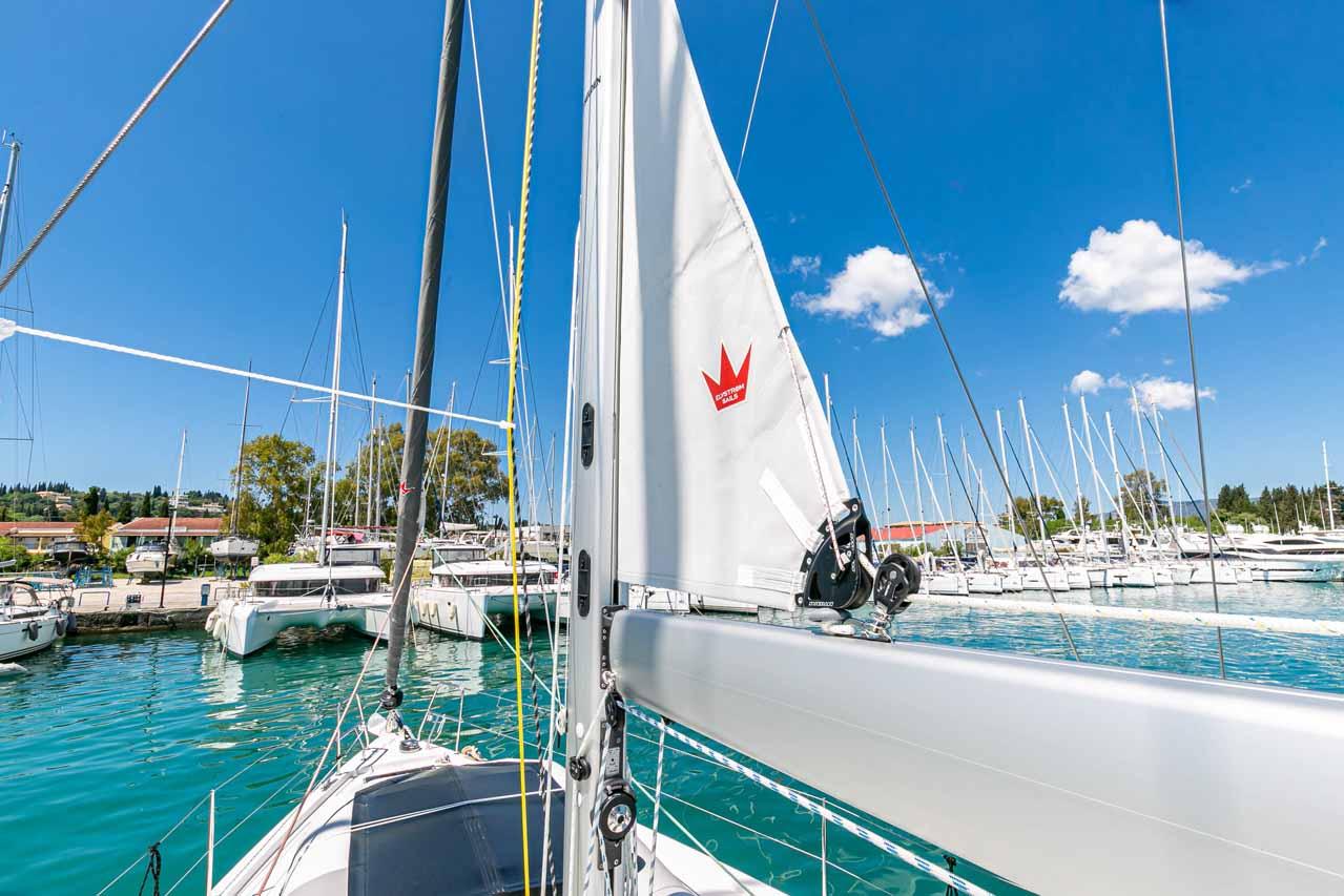 Bavaria C45 - 4 cab., picture 4