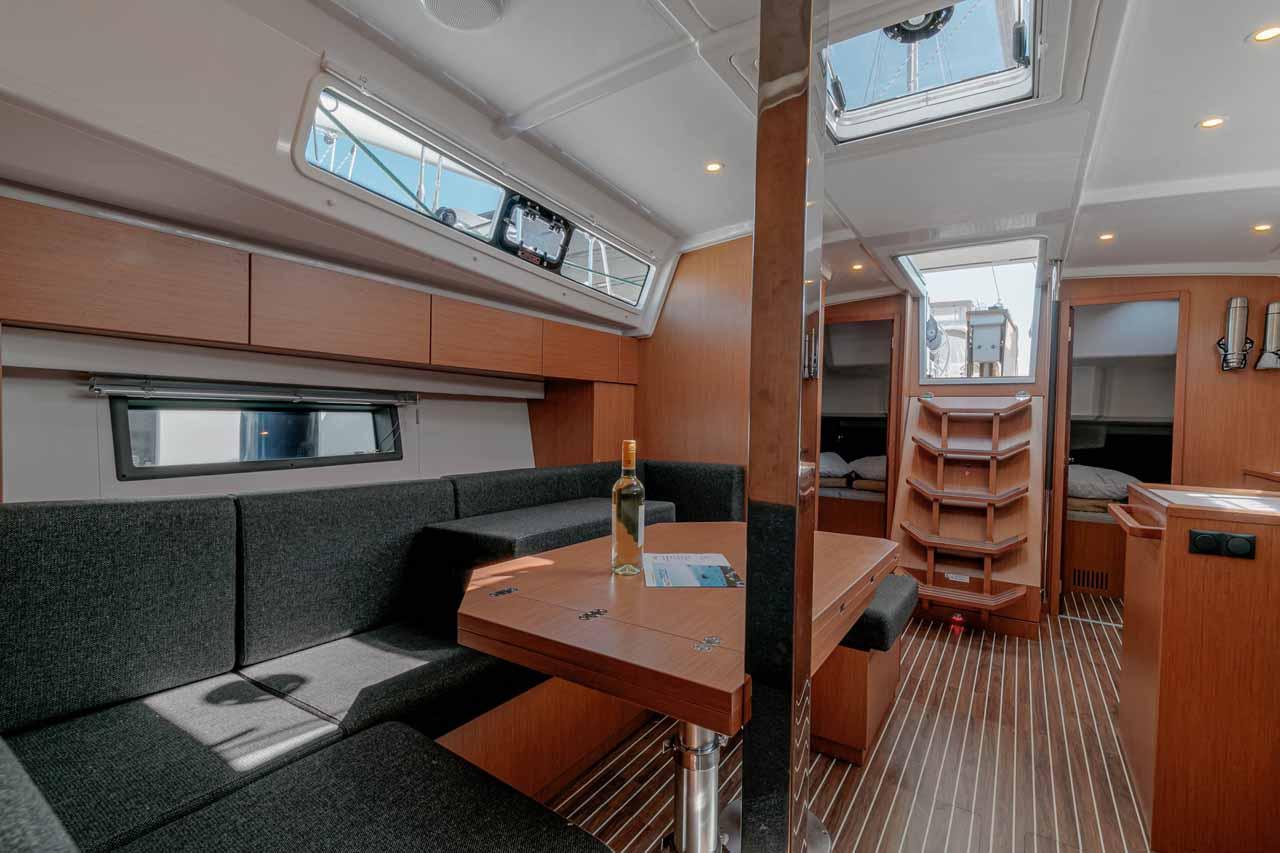 Bavaria C42, picture 14