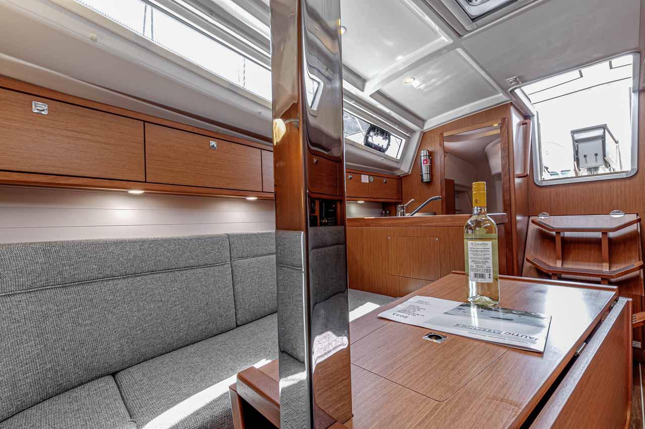 Bavaria Cruiser 34, picture 11