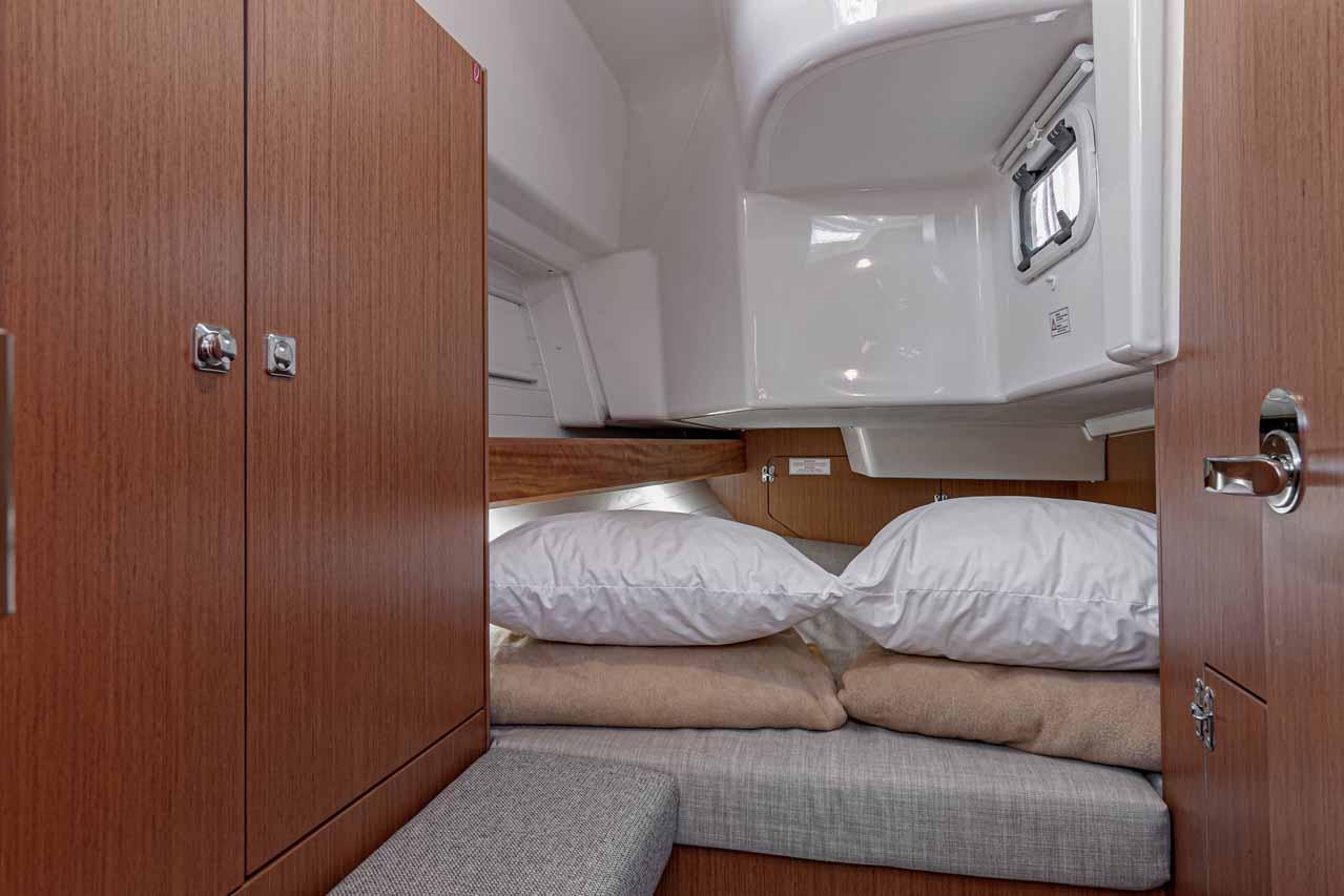 Bavaria Cruiser 34, picture 16