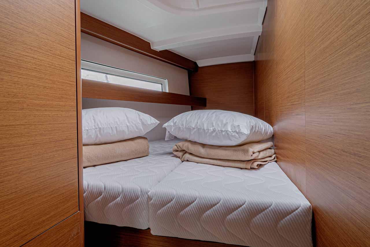 Sun Odyssey 440 - 4 cab., picture 13