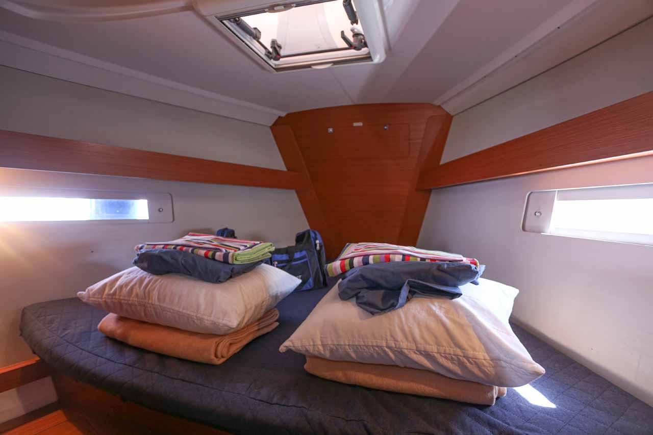 Dufour 412, picture 10