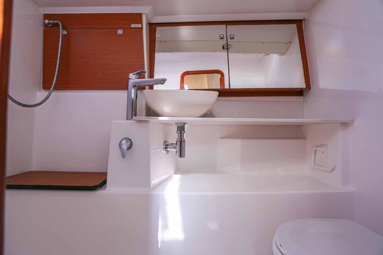 Dufour 412, picture 14