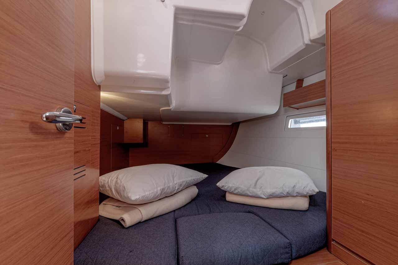 Dufour 412, picture 15