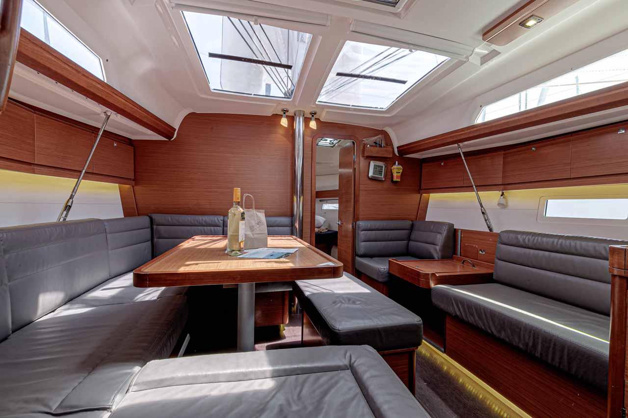 Dufour 412, picture 11