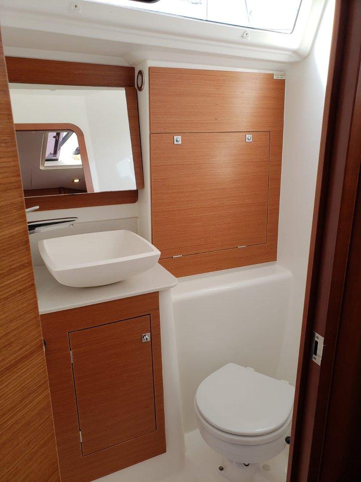 Dufour 460 GL, picture 10