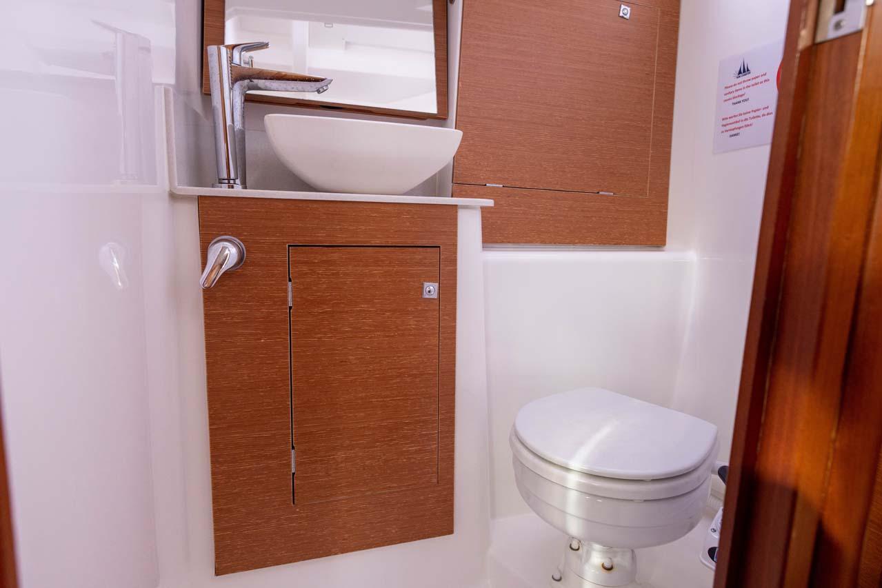 Dufour 382 GL, picture 17