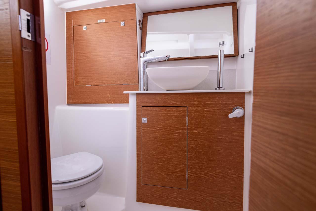 Dufour 382 GL, picture 16