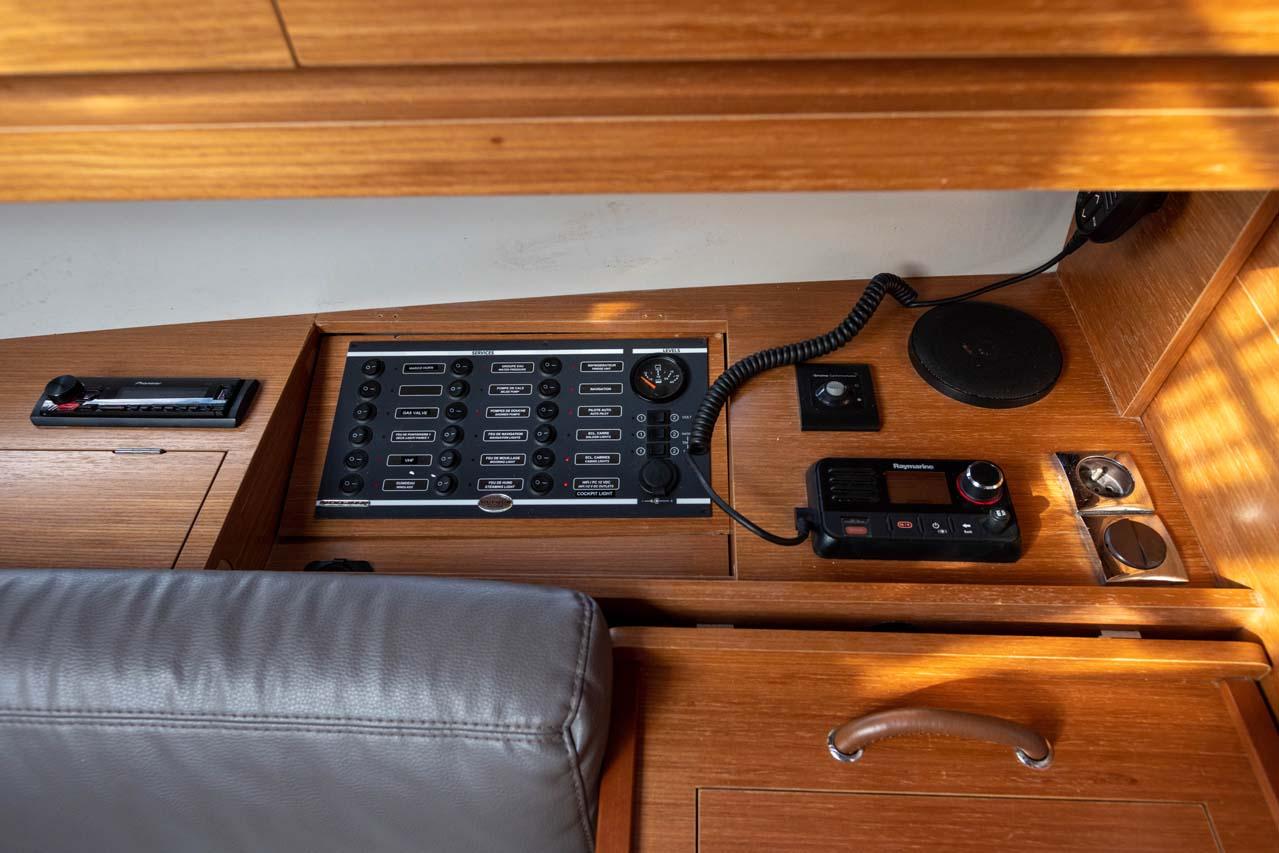 Dufour 382 GL, picture 13