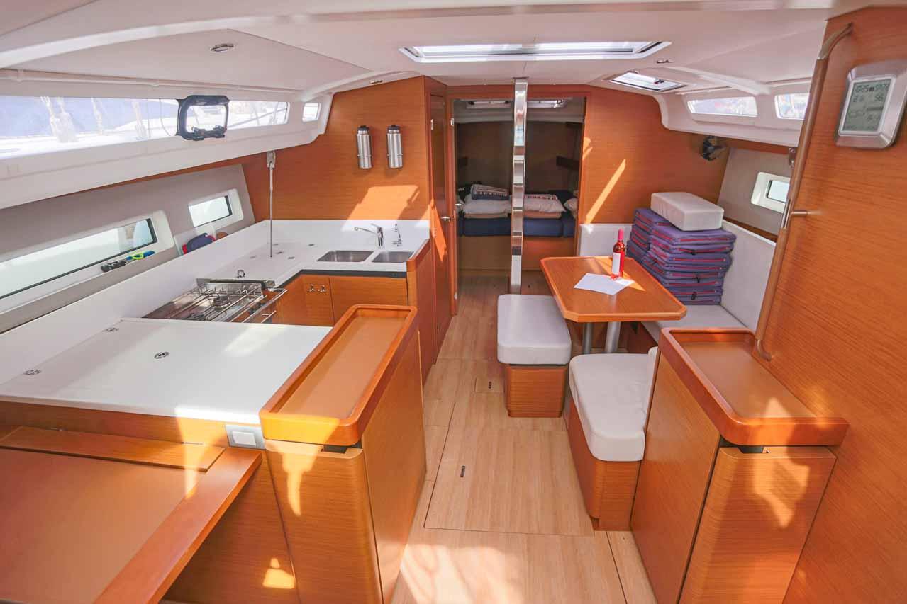 Sun Odyssey 440 - 4 cab., picture 7