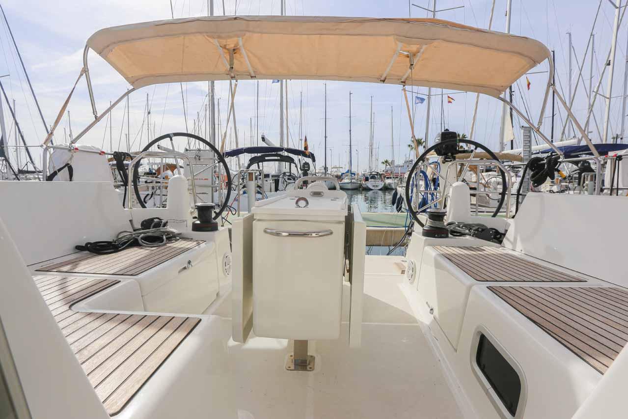 Sun Odyssey 440 - 4 cab., picture 5