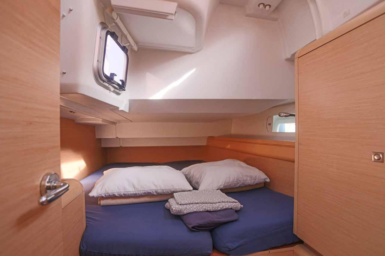 Sun Odyssey 419 - 3 cab., picture 15
