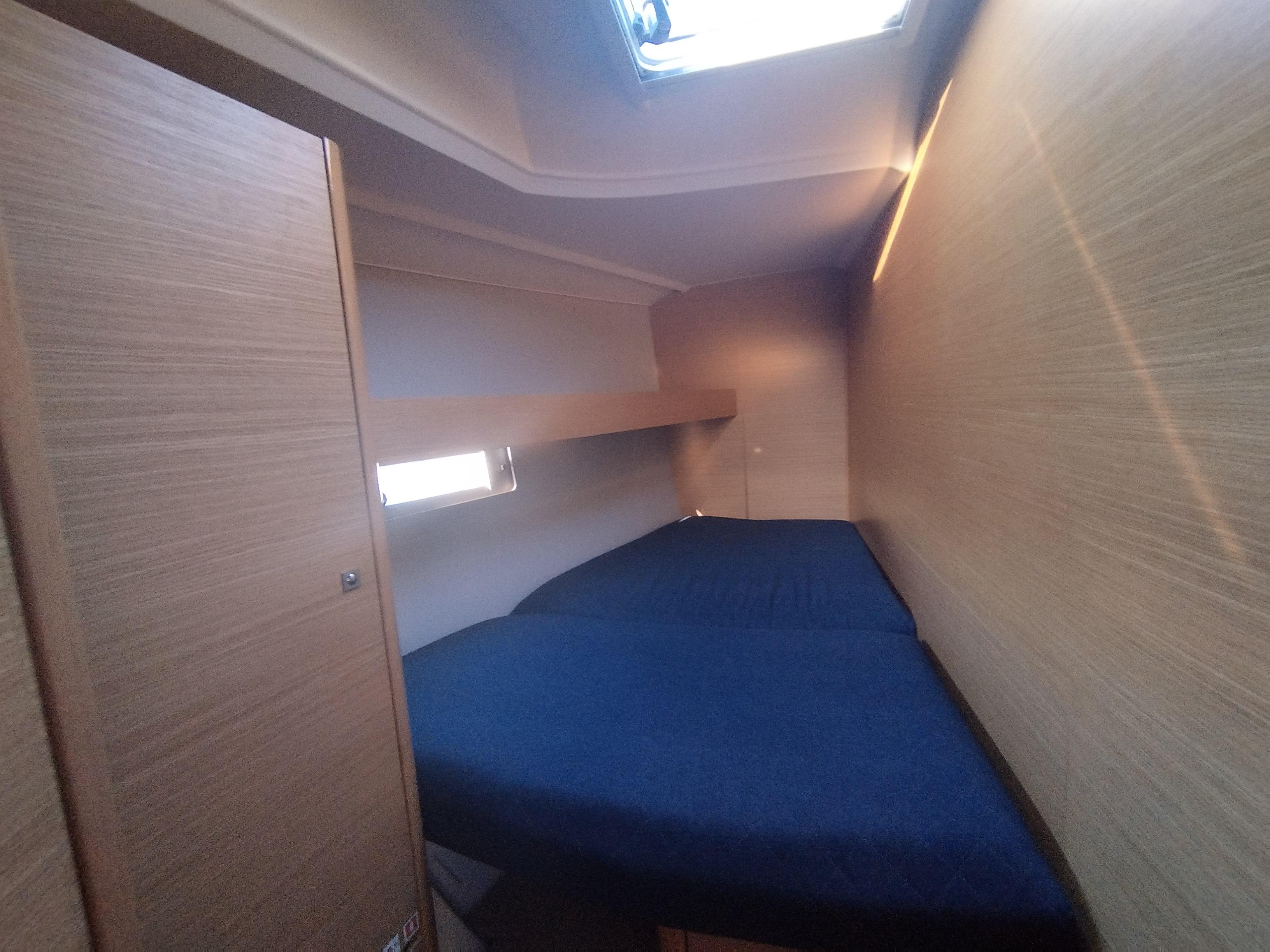 Dufour 460 GL - 5 cab., picture 17