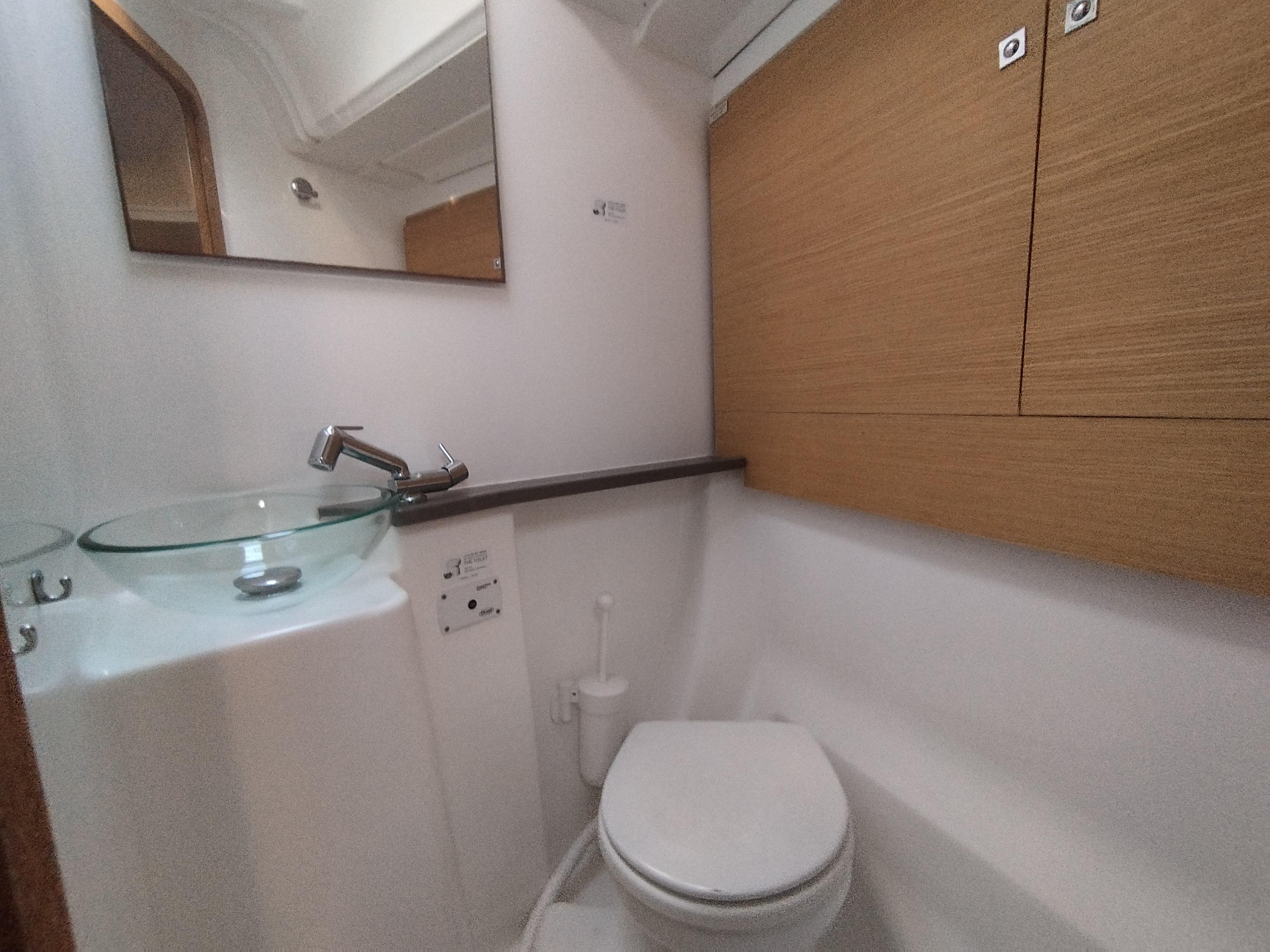 Dufour 460 GL - 5 cab., picture 20