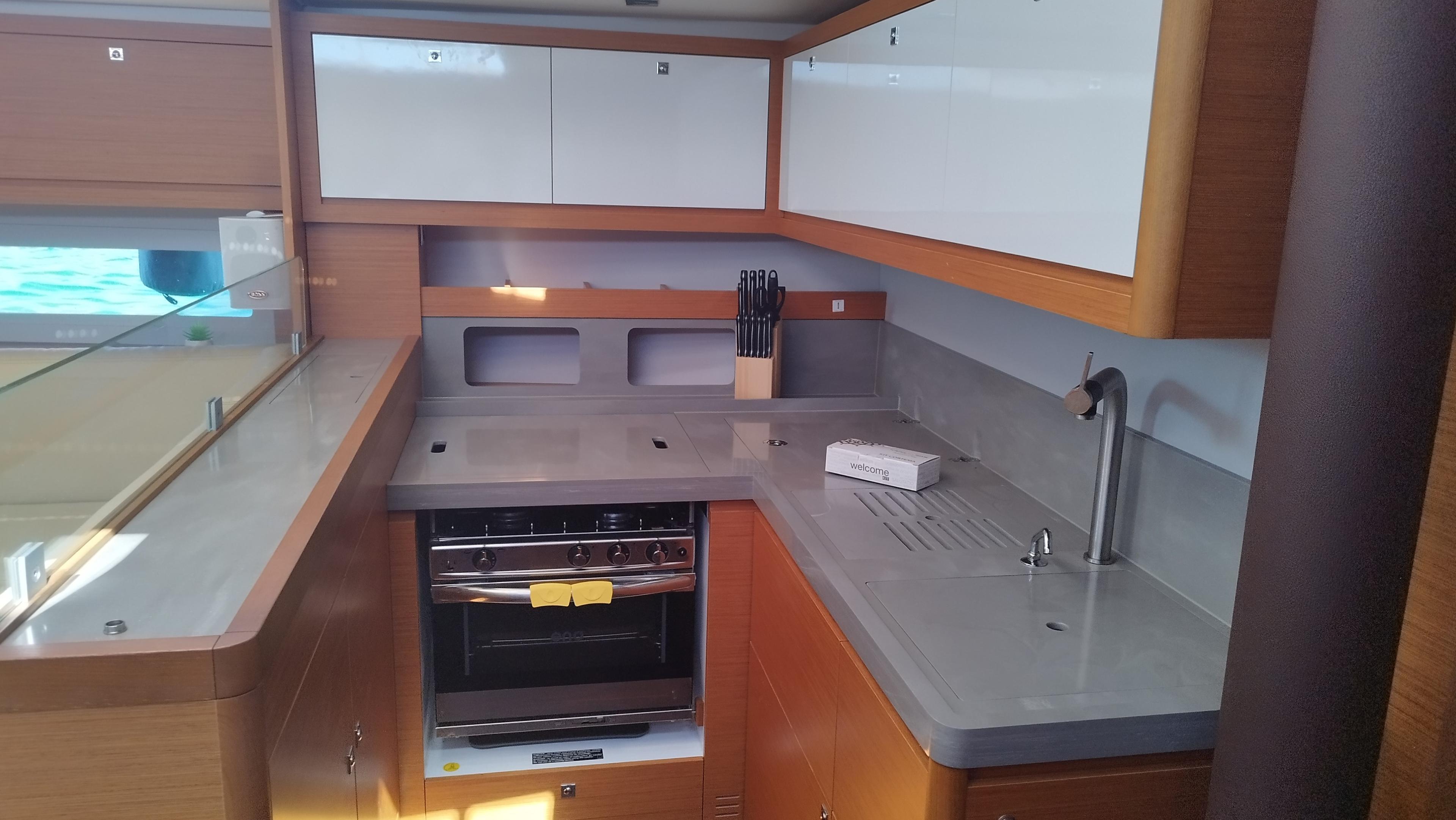 Dufour 530 - 5 + 1 cab., picture 16