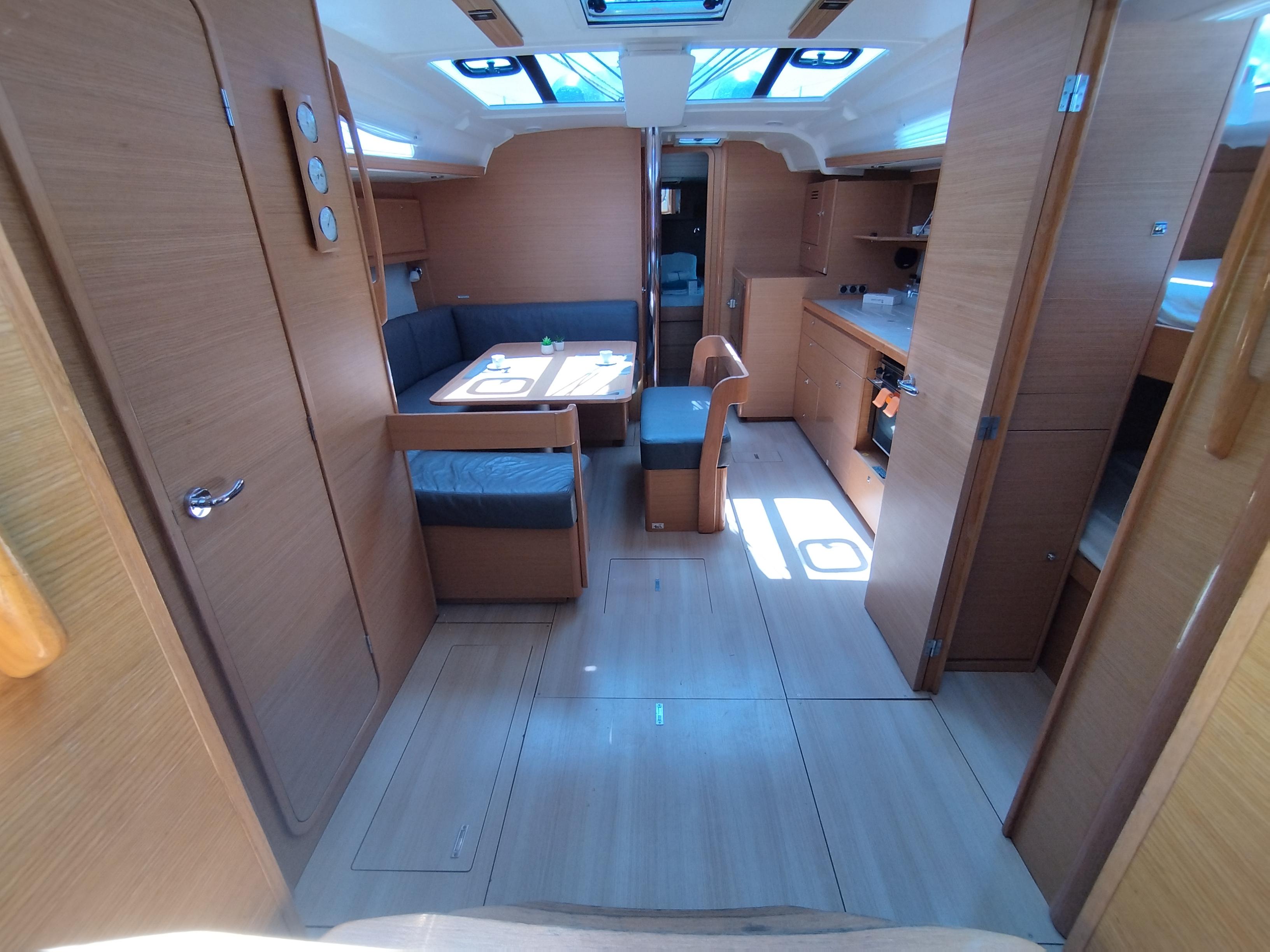 Dufour 430, picture 16