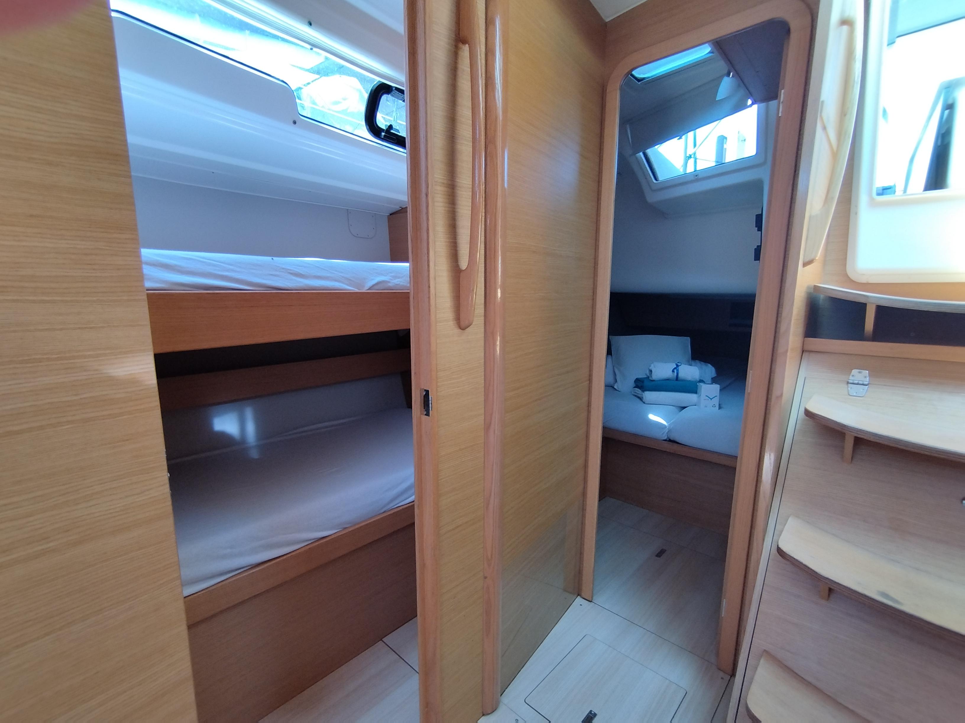 Dufour 430, picture 19