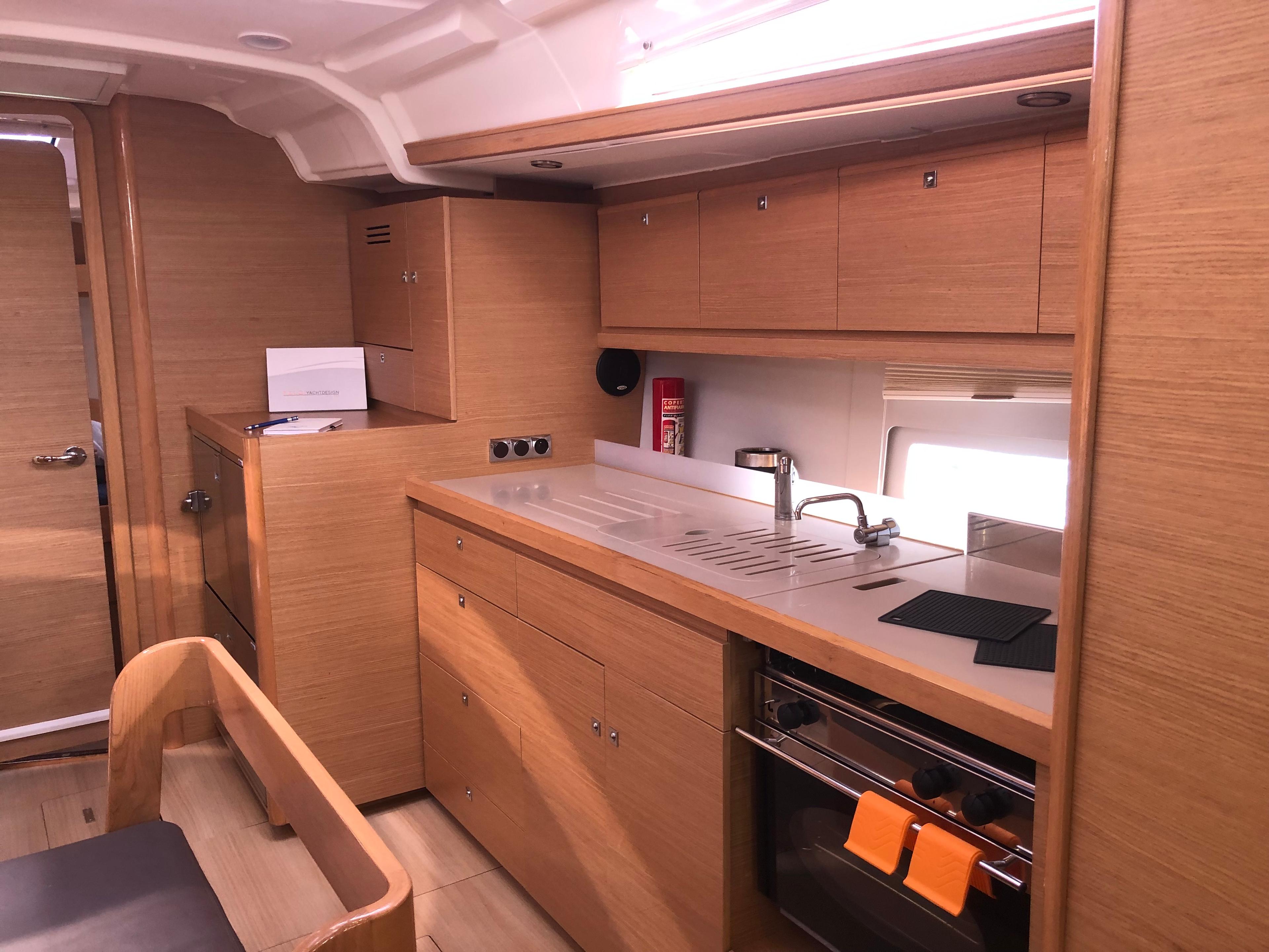 Dufour 430, picture 17