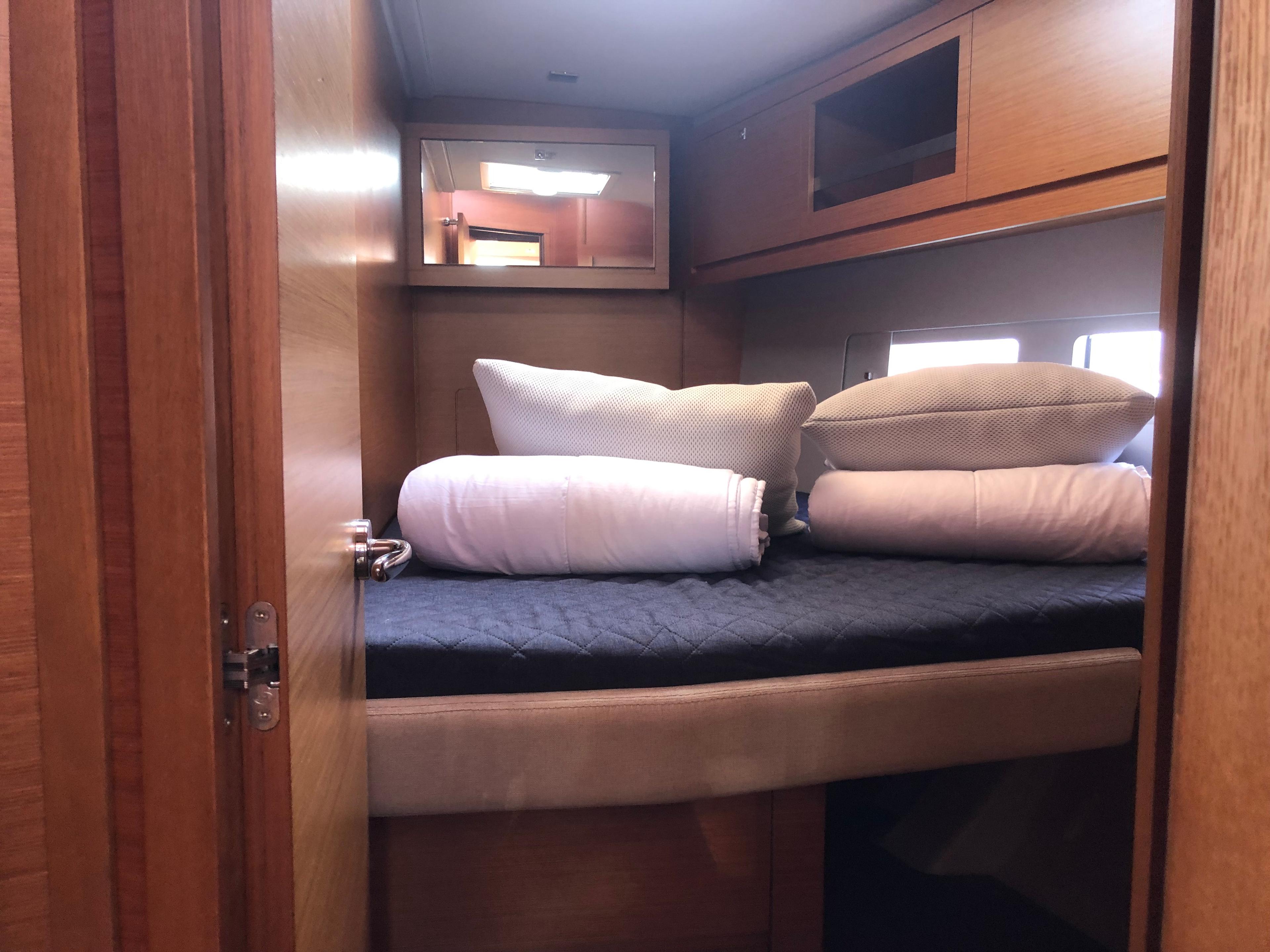 Dufour 530 - 5 + 1 cab., picture 13