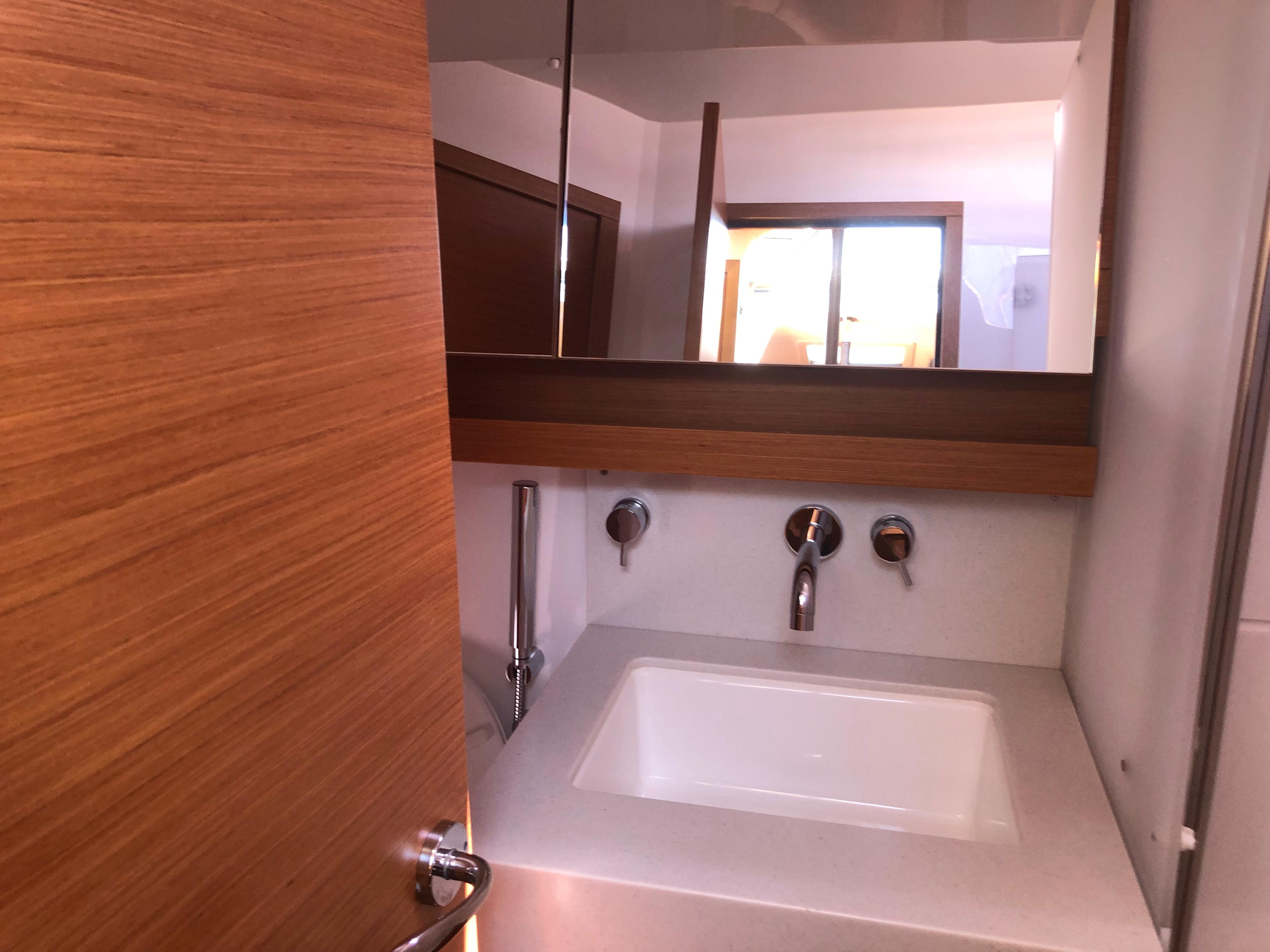 Dufour 530 - 5 + 1 cab., picture 16